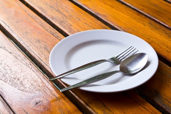 Pre-op fasting / Sawm qabel l-anestesija